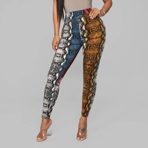 Snakeprint Leggings